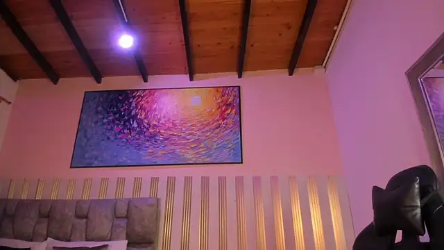 nina glow online show from 04-17-26, 11:35