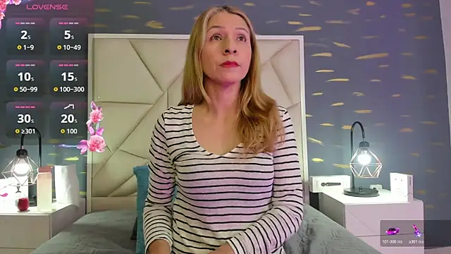 Snapshot of AlexaFoxx_ chatting on 02-20-26, 06:30 AlexaFoxx online show from 02-20-26, 06:30