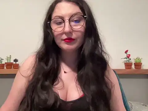 Snapshot of DorothyJoy chatting on 02-16-26, 07:10 DorothyJoy online show from 02-16-26, 07:10