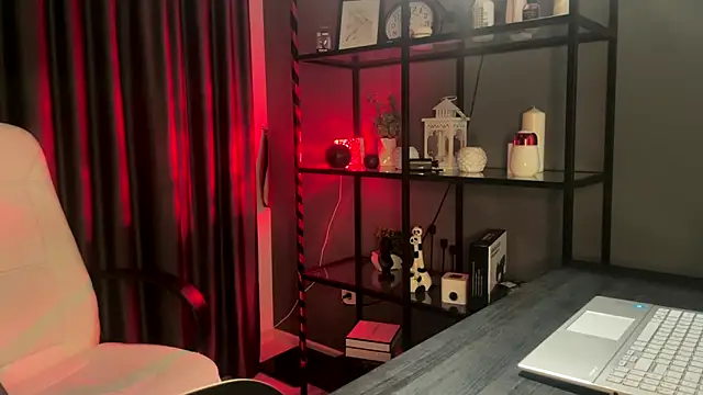 Snapshot of Adam_ice chatting on 02-27-26, 04:18 Adam ice online show from 02-27-26, 04:18