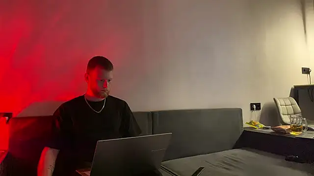 Adam ice online show from 04-06-26, 06:20