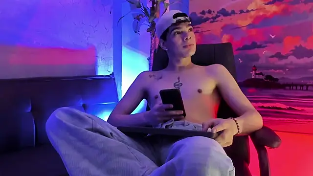 Snapshot of Elbombondelcircuit chatting on 02-15-26, 07:51 Elbombondelcircuit online show from 02-15-26, 07:51