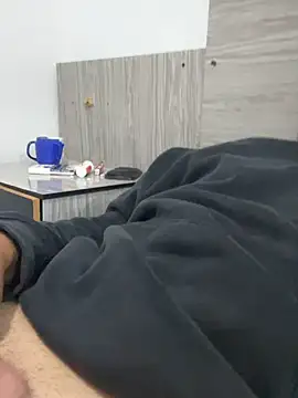 Snapshot of Luiznflp3 chatting on 03-03-26, 10:43 Luiznflp3 online show from 03-03-26, 10:43