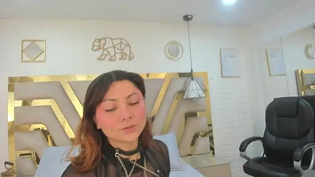 Snapshot of Goldentemptation_ chatting on 04-30-26, 01:28 Goldentemptation online show from 04-30-26, 01:28
