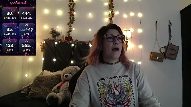 Snapshot of Sharma_Amayra chatting on 02-06-26, 07:28 Sharma Amayra online show from 02-06-26, 07:28