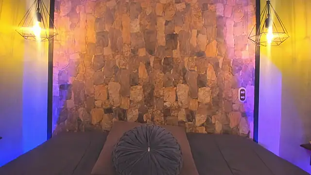 Snapshot of Elizabeth_Ferrer chatting on 02-13-26, 07:10 Elizabeth Ferrer online show from 02-13-26, 07:10