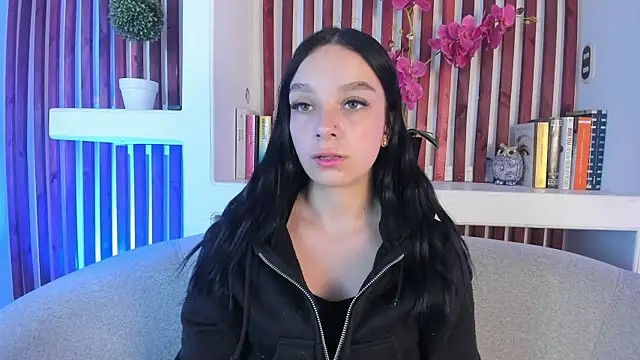 Elizabeth Ferrer online show from 04-09-26, 12:32