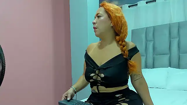 -Serena  online show from 04-13-26, 01:49