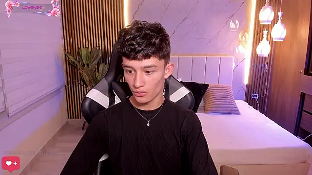 Patrick Howland  online show from 02-24-26, 03:59