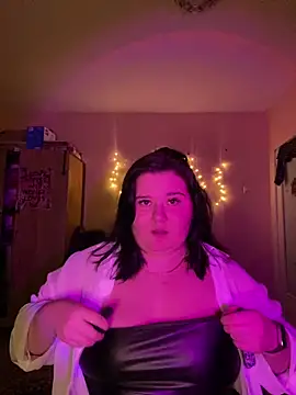 Snapshot of AngelKiras chatting on 02-10-26, 06:56 AngelKiras online show from 02-10-26, 06:56