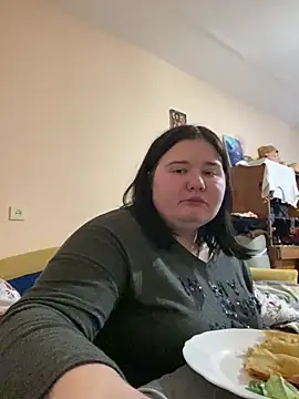 Snapshot of AngelKiras chatting on 02-24-26, 11:30 AngelKiras online show from 02-24-26, 11:30