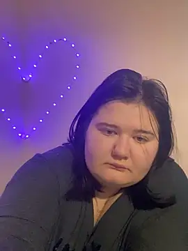 Snapshot of AngelKiras chatting on 02-25-26, 07:40 AngelKiras online show from 02-25-26, 07:40