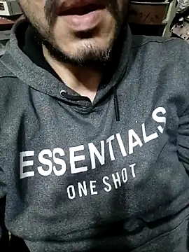 Snapshot of Aww21 chatting on 02-11-26, 11:54 Aww21 online show from 02-11-26, 11:54