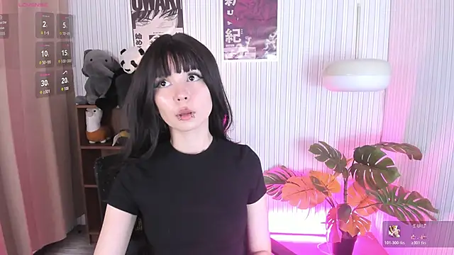 Snapshot of Laukyubey1 chatting on 02-12-26, 08:48 Laukyubey1 online show from 02-12-26, 08:48