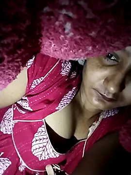 Snapshot of Ayesharani1 chatting on 02-07-26, 01:20 Ayesharani1 online show from 02-07-26, 01:20