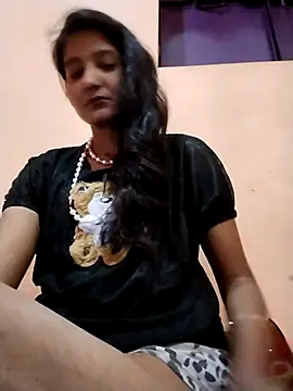 Snapshot of Ayesharani1 chatting on 02-27-26, 04:29 Ayesharani1 online show from 02-27-26, 04:29