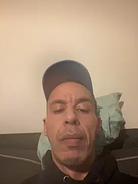 Snapshot of creativeX chatting on 02-12-26, 08:48 creativeX online show from 02-12-26, 08:48