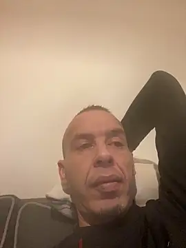 Snapshot of creativeX chatting on 02-16-26, 09:22 creativeX online show from 02-16-26, 09:22