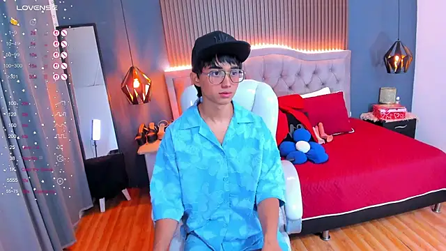 Noa 03 online show from 04-16-26, 01:56