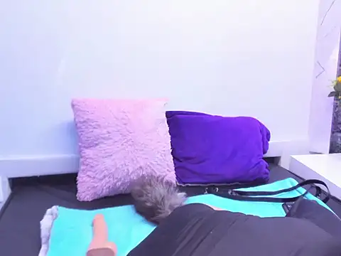 ZombitchX online show from 02-21-26, 05:52