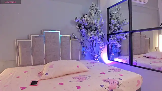 Snapshot of Nalapalmer chatting on 02-08-26, 07:50 Nalapalmer online show from 02-08-26, 07:50