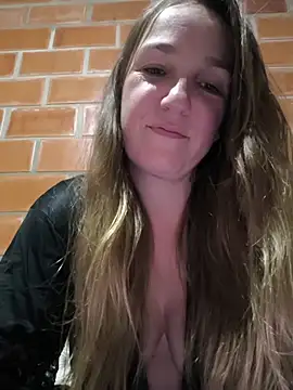 Snapshot of Loirinha_surf chatting on 03-04-26, 01:55 Loirinha surf online show from 03-04-26, 01:55