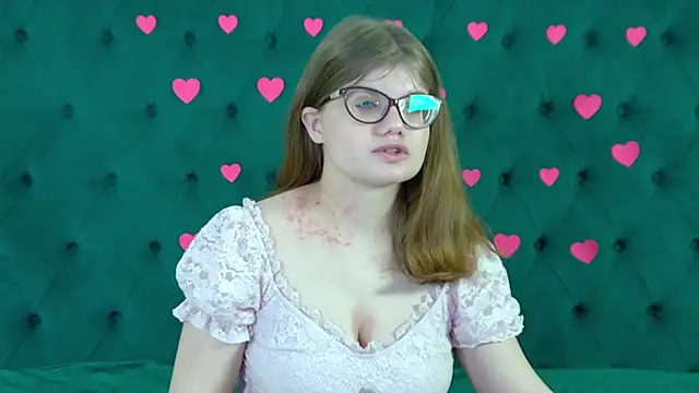 ChloeHalses online show from 02-13-26, 05:25