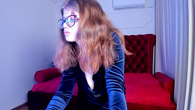 ChloeHalses online show from 03-05-26, 05:03