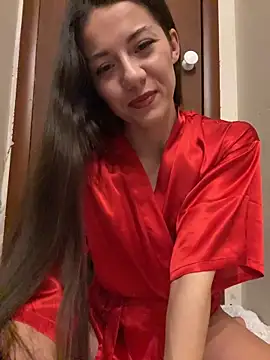 Snapshot of OnlyLeiLa chatting on 02-18-26, 06:26 OnlyLeiLa online show from 02-18-26, 06:26