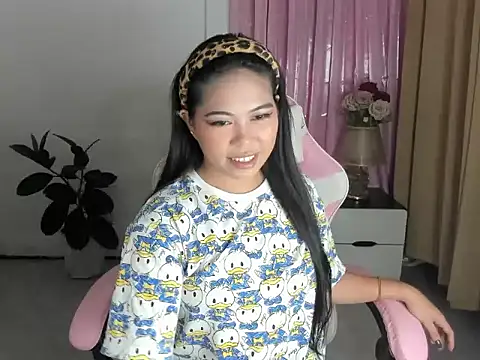 Ursweetyshaine online show from 03-29-26, 01:16