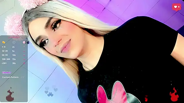 Snapshot of Maddye_Fox chatting on 06-17-26, 03:20 Maddye Fox online show from 06-17-26, 03:20