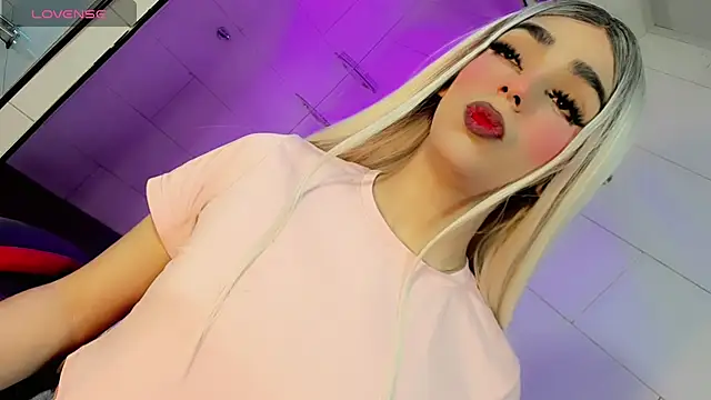 Snapshot of Maddye_Fox chatting on 07-01-26, 03:30 Maddye Fox online show from 07-01-26, 03:30
