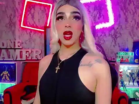 Snapshot of Maddye_Fox chatting on 07-19-26, 03:43 Maddye Fox online show from 07-19-26, 03:43