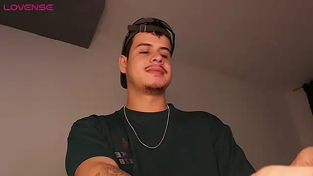 Snapshot of BjornSteel chatting on 02-08-26, 05:11 BjornSteel online show from 02-08-26, 05:11