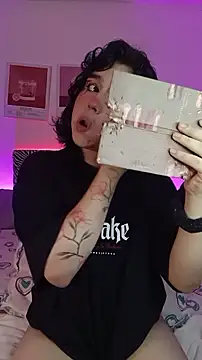 Daniellesins1 online show from 03-05-26, 05:36