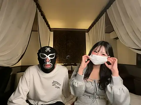 Snapshot of freeterRyo chatting on 03-03-26, 01:39 freeterRyo online show from 03-03-26, 01:39