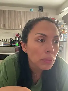 Emma Sanz   online show from 03-07-26, 06:49