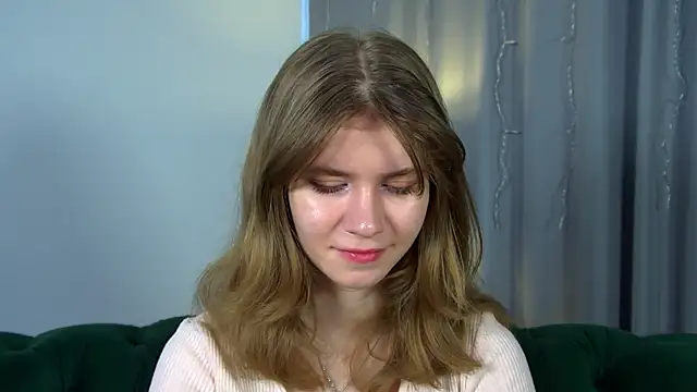 MilaMaelis online show from 04-12-26, 06:29