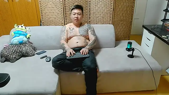 Snapshot of fxckuno chatting on 02-08-26, 09:02 fxckuno online show from 02-08-26, 09:02