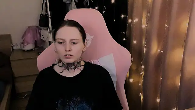 Snapshot of Onyxix chatting on 03-17-26, 06:44 Onyxix online show from 03-17-26, 06:44