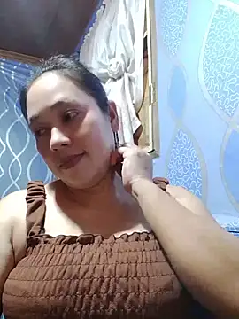 Snapshot of May_Bombs chatting on 05-16-26, 02:49 May Bombs online show from 05-16-26, 02:49