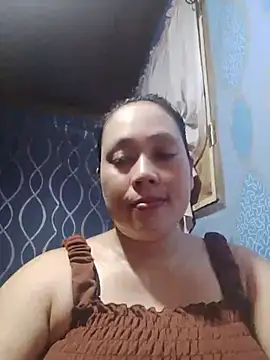 Snapshot of May_Bombs chatting on 05-29-26, 05:16 May Bombs online show from 05-29-26, 05:16