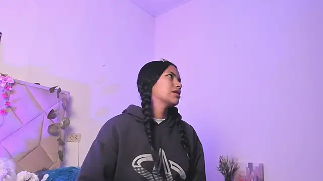 Julieta Parker online show from 04-09-26, 06:41