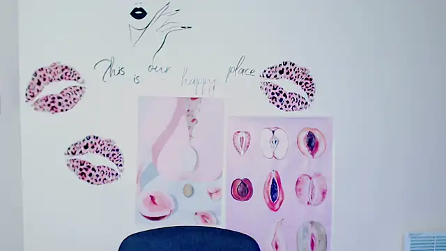 Snapshot of Rosalinda_ro chatting on 02-23-26, 01:58 Rosalinda ro online show from 02-23-26, 01:58