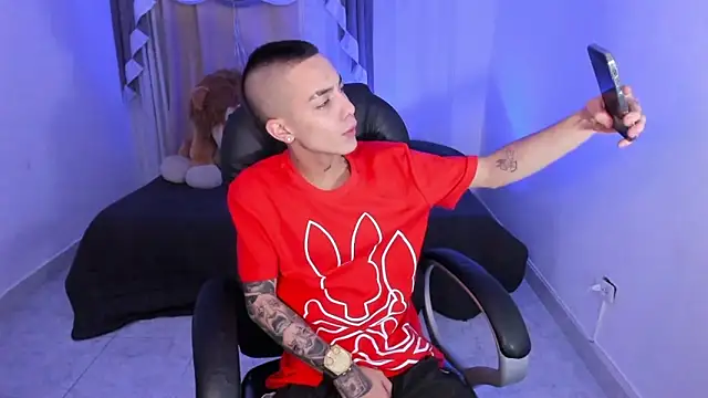 Dereck Boy  online show from 02-16-26, 04:19