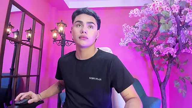 Snapshot of FemNoa chatting on 02-05-26, 11:26 FemNoa online show from 02-05-26, 11:26