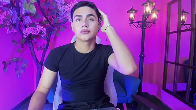 Snapshot of FemNoa chatting on 02-09-26, 11:14 FemNoa online show from 02-09-26, 11:14