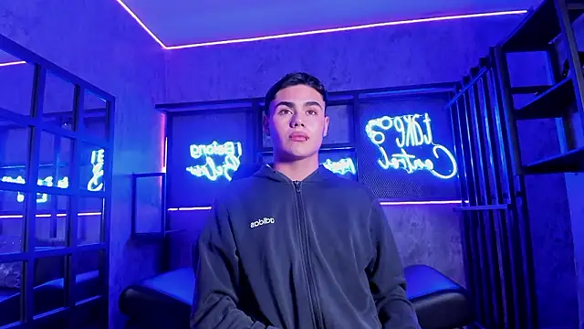 Snapshot of FemNoa chatting on 02-23-26, 01:08 FemNoa online show from 02-23-26, 01:08