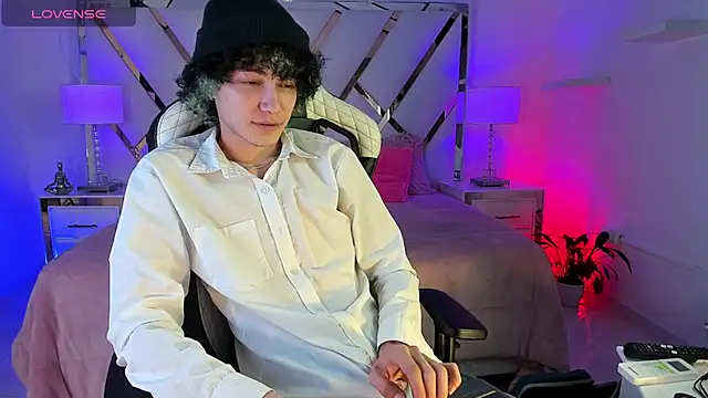 thanier 18 online show from 03-18-26, 07:17