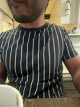 DaggerTie online show from 02-04-26, 01:39